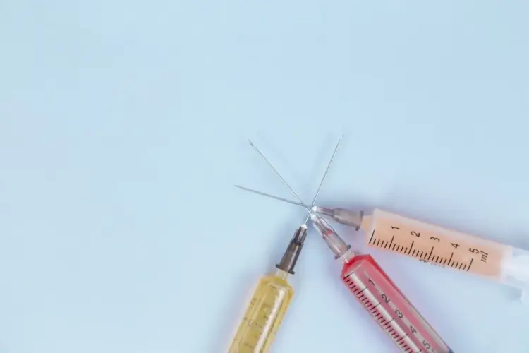 Joe Rogan's peptides in syringes